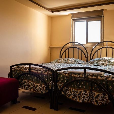 Madaba Hotel Buitenkant foto