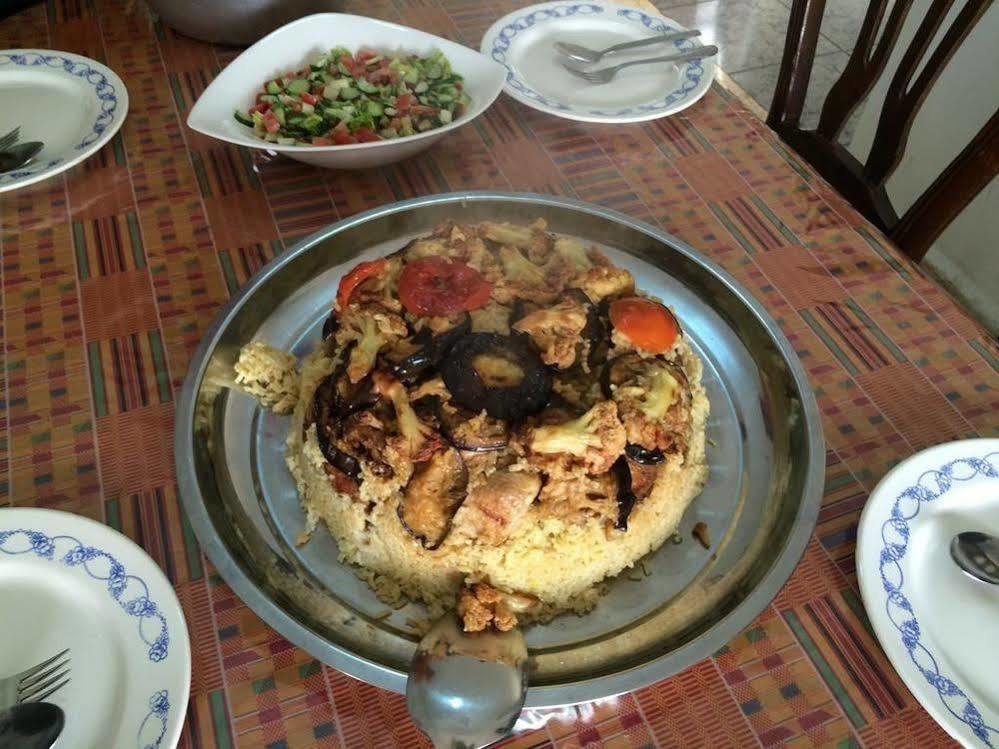 Madaba Hotel Buitenkant foto